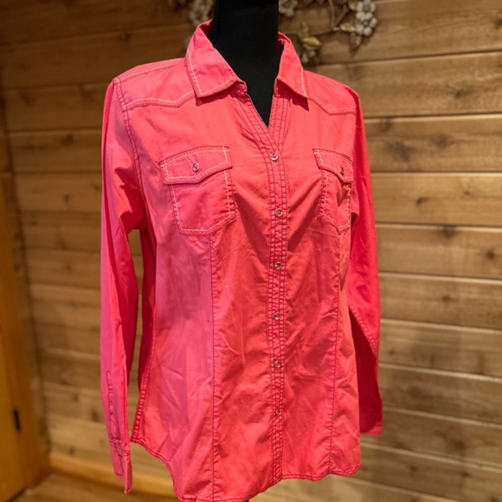 NWT Bit and Bridle button down western top